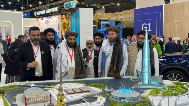 اشتراک هیأت حکومت سرپرست افغانستان در کنفرانس اقتصادی روسیه ۲۰۲۵