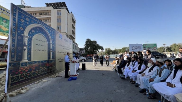 کار بازسازی یادبود امیرعلی‌شیر نوایی در مزارشریف آغاز شد
