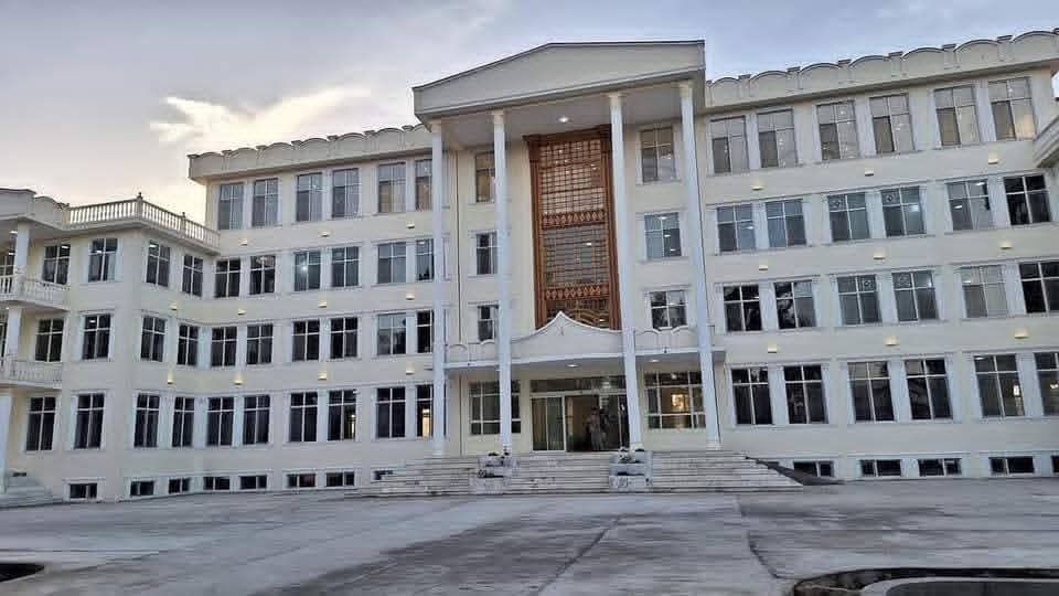 انتقال مقام ولایت فاریاب به تعمیر جدید؛ ساختمان قبلی به شاروالی میمنه واگذار شد