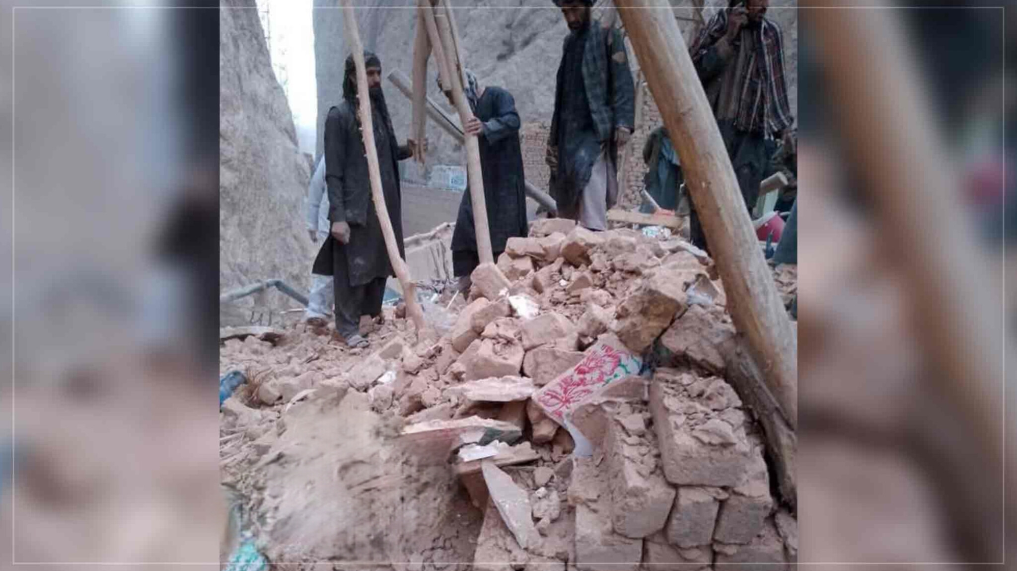 پایان عملیات نجات در شمال؛ ۲۷ کشته و ۹۵۶ زخمی بر اثر زلزله