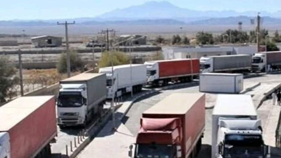 افغانستان مسیرهای تجاری را از پاکستان به ایران و آسیای میانه منتقل می‌کند