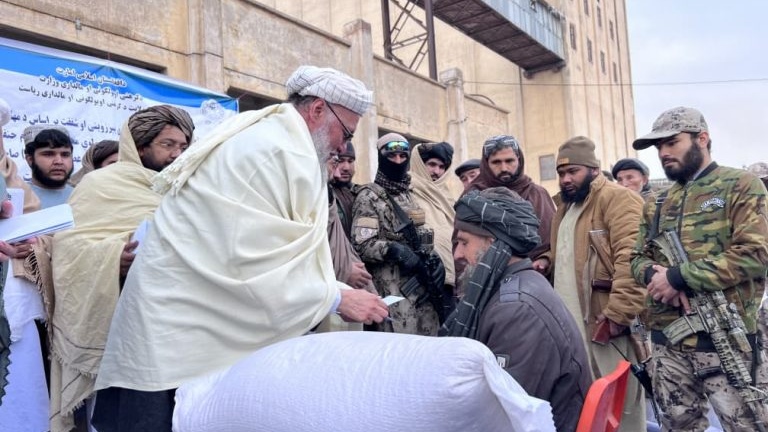 ۸۰ هزار خانواده‌ی بازگشته در افغانستان کمک دریافت می‌کنند