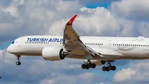 پروازهای استانبول به تهران تعلیق شد