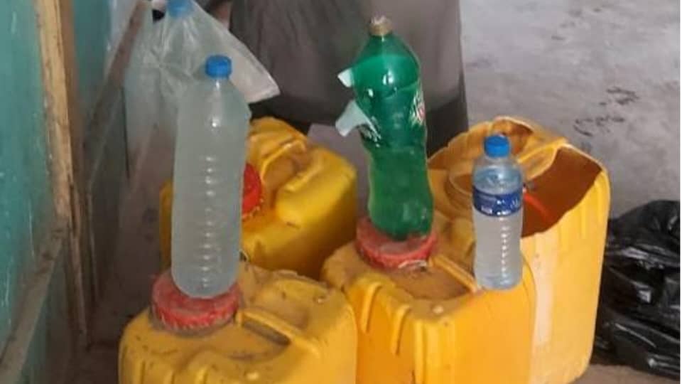 کشف یک کارخانه تولید مشروبات الکولی در جوزجان