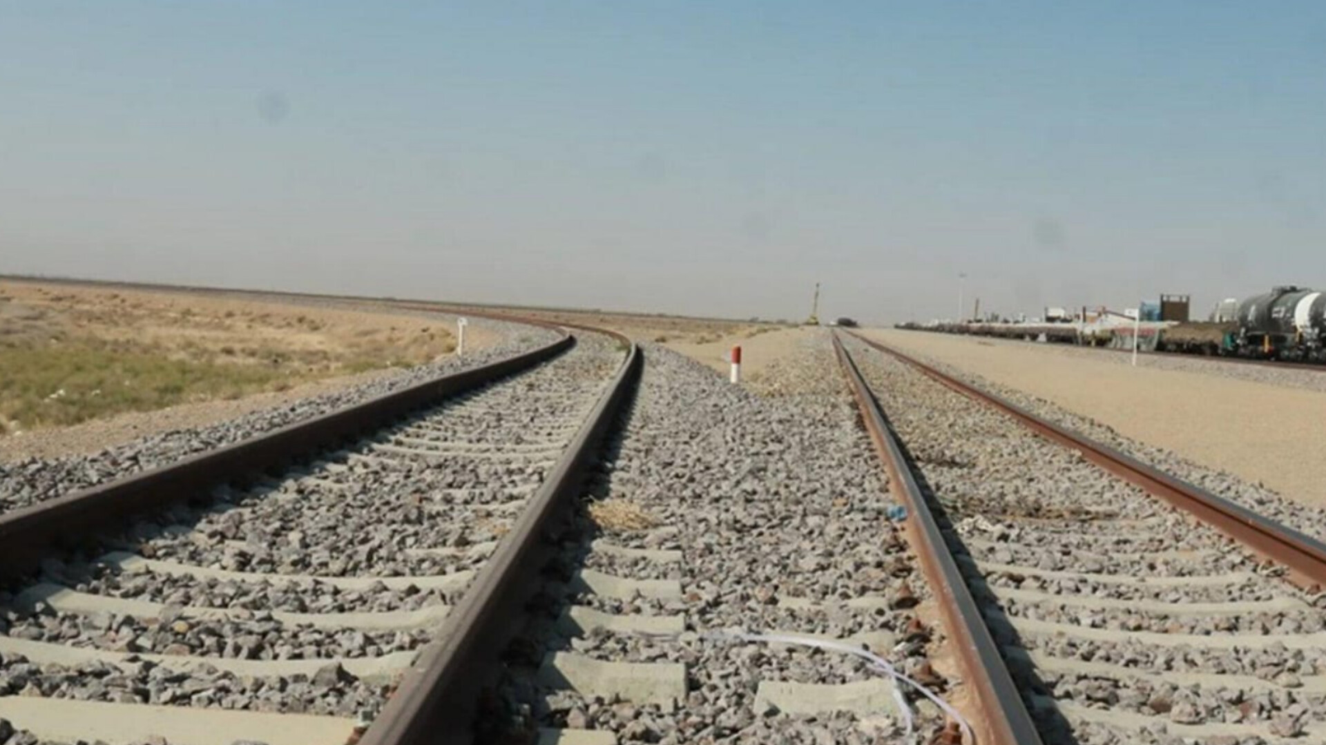 آغاز انتقال مستقیم کالا از پکن به هرات از طریق خط آهن